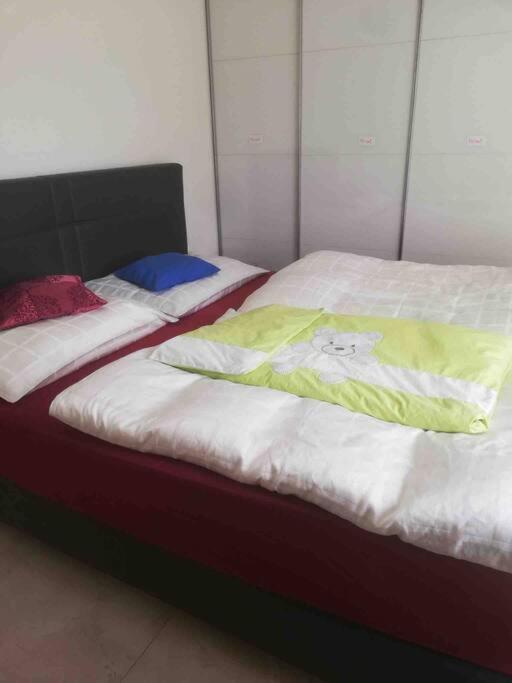 Moderne Wohnung Mit Stil Gross Gerungs Extérieur photo